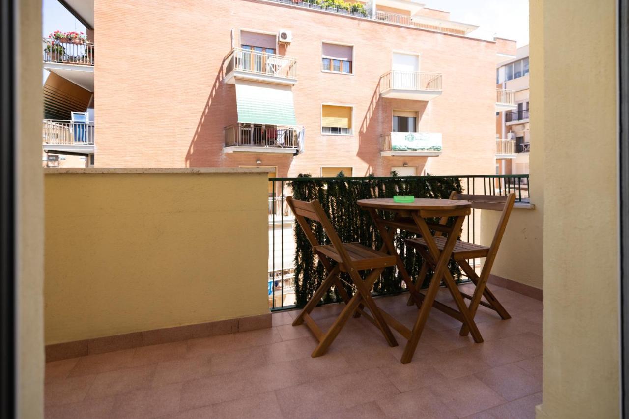 Roma Marine House Hotel Lido di Ostia Ngoại thất bức ảnh