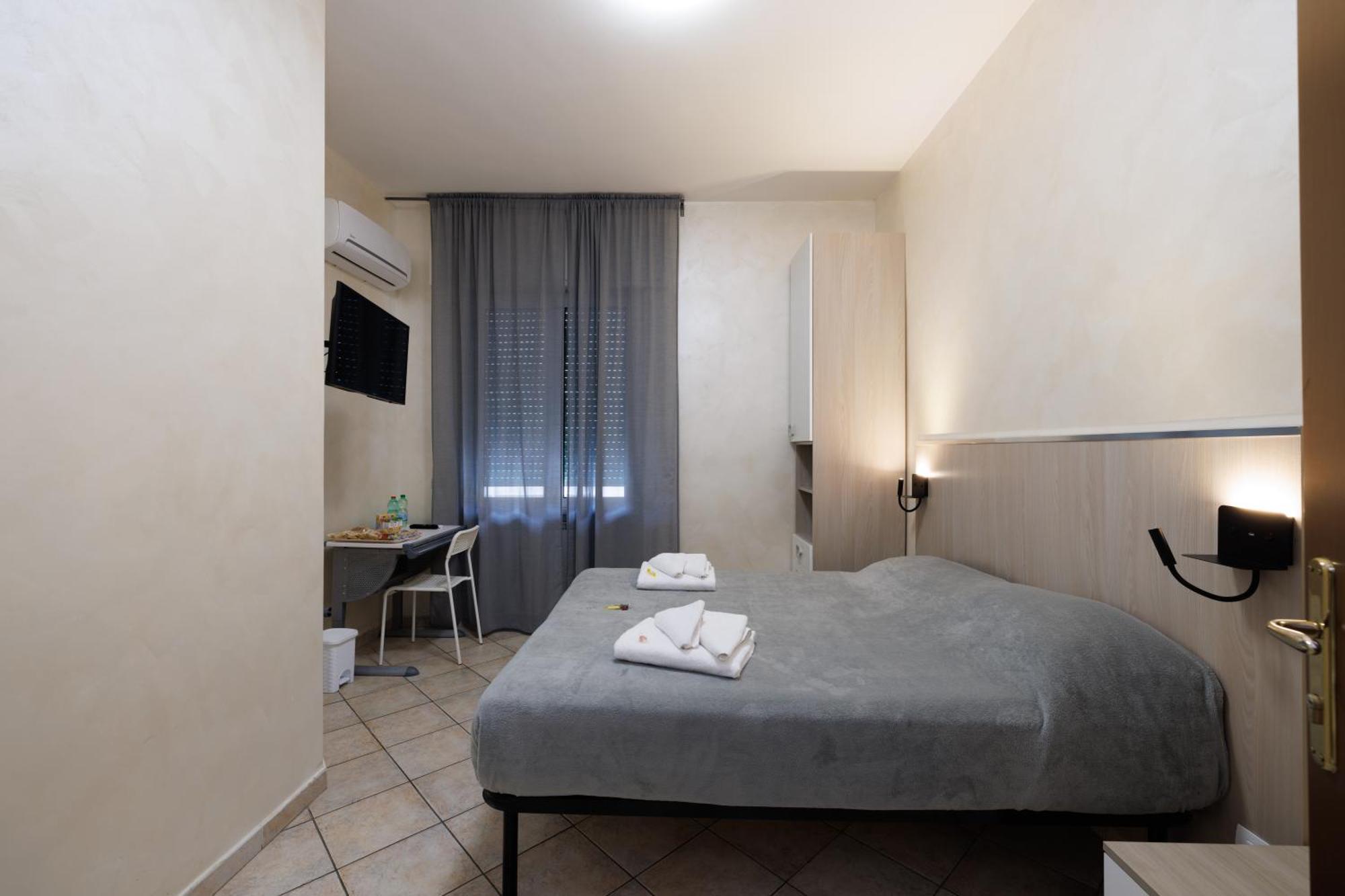 Roma Marine House Hotel Lido di Ostia Ngoại thất bức ảnh