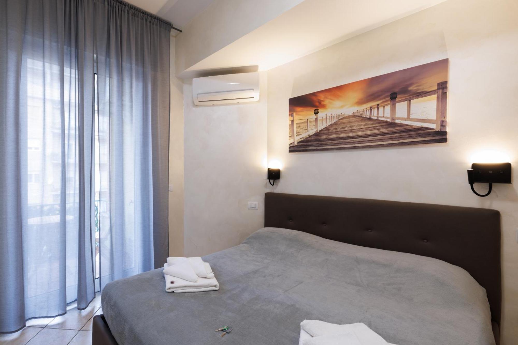 Roma Marine House Hotel Lido di Ostia Ngoại thất bức ảnh